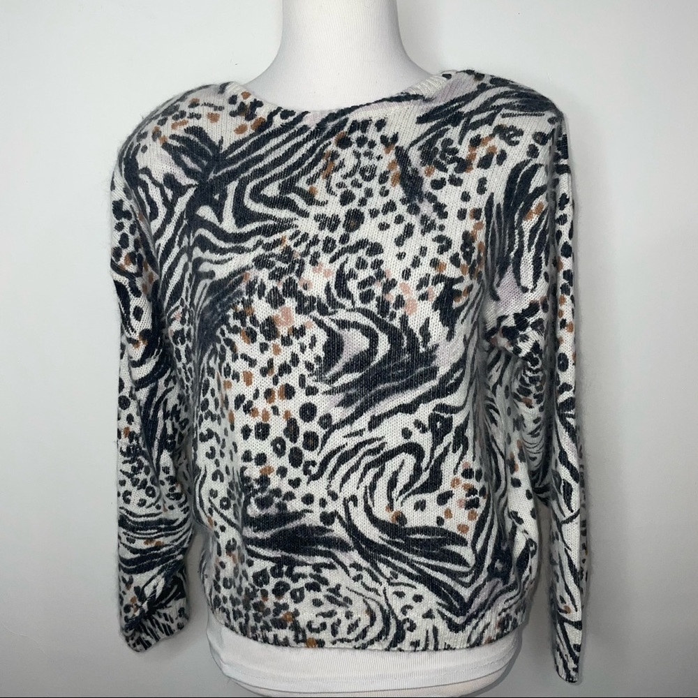 Vintage Jamie Scott Silk Angora Blend  Animal Print Sweater V-back Size M
